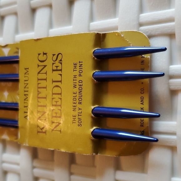 Vintage Sears Aluminum Knitting Needles Size 5 Double Point - Picture 3 of 3